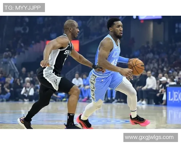 11月10日国王对阵马刺精彩全场录像回顾与赛后分析