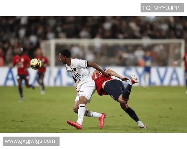 尼姆对阵巴黎圣日耳曼精彩比赛高清视频全集回顾与分析 尼姆对阵巴黎圣日耳曼精彩比赛高清视频全集回顾与分析