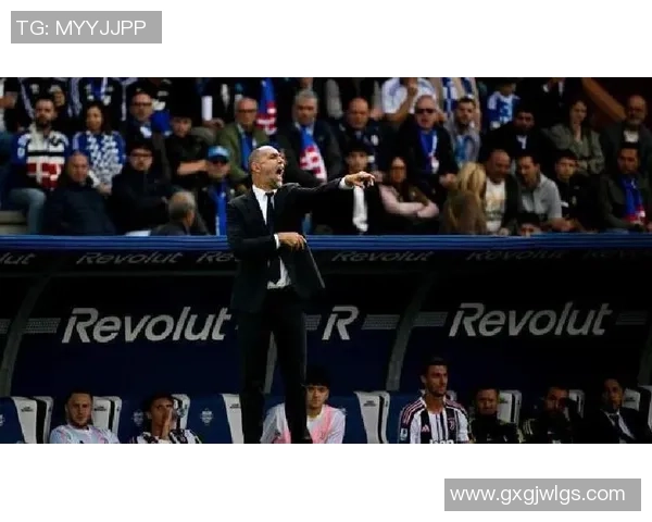 尤文旧将:尤文不能炒掉30名丢人球员,所以让图多尔下课 尤文旧将:尤文不能炒掉30名丢人球员,所以让图多尔下课